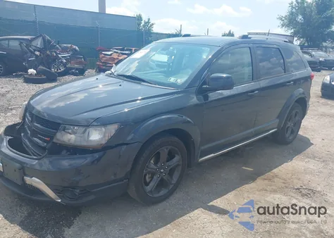 2018 Dodge Journey Crossroad z USA, uszkodzony, nr VIN 3C4PDCGG0JT490225